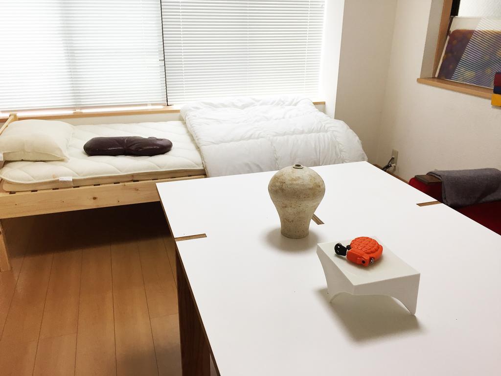 Toolate Guesthouse Toyama Bagian luar foto